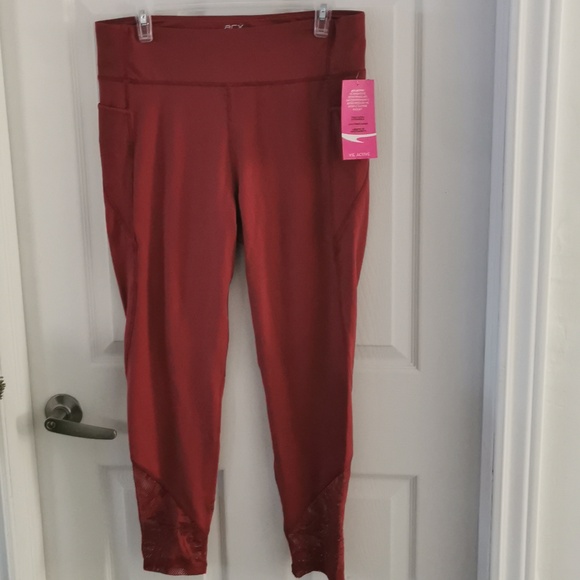 Yoga Pants - Picture 1 of 3